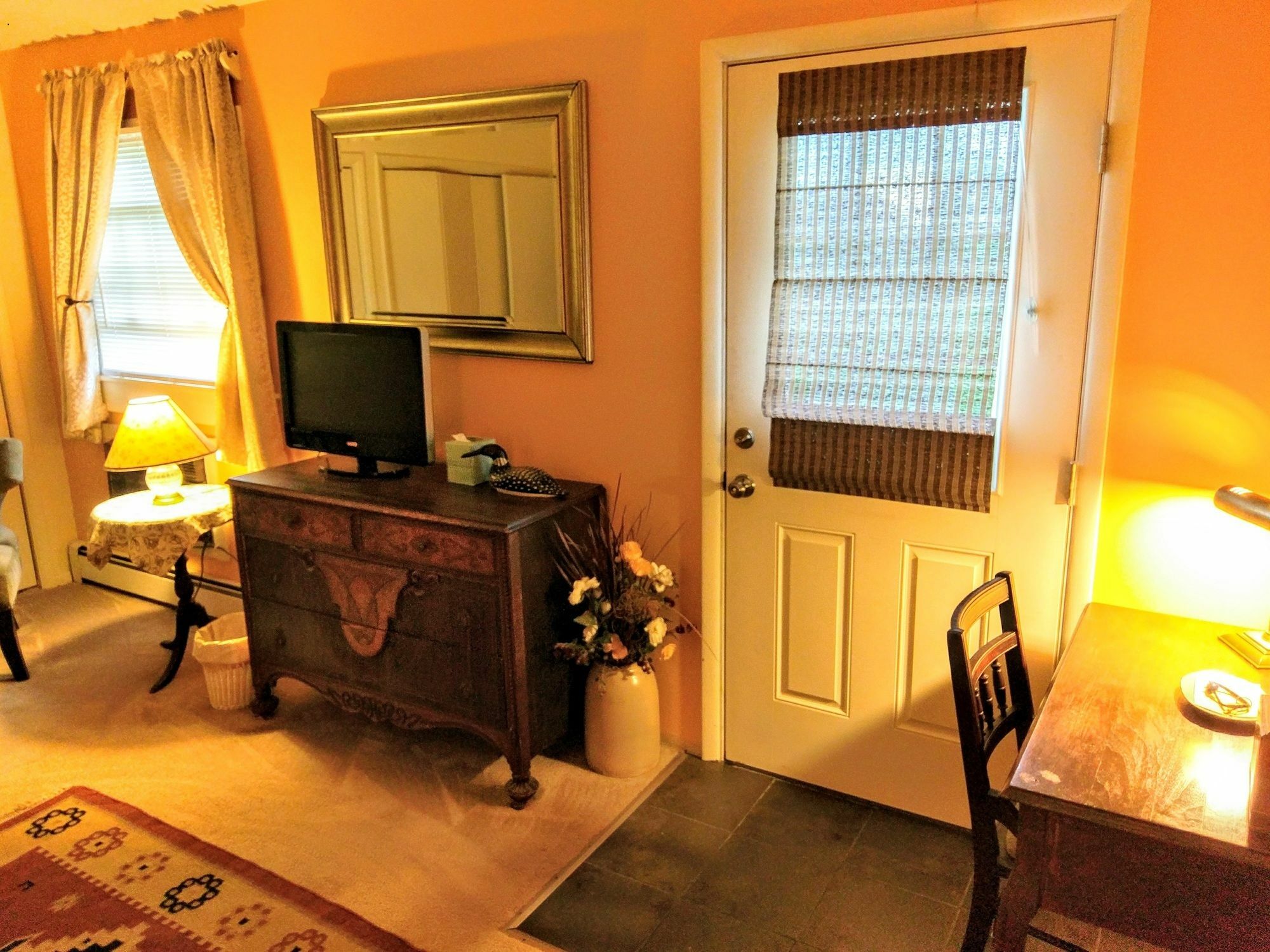 Inn At Charlotte B&B Burlington Zewnętrze zdjęcie